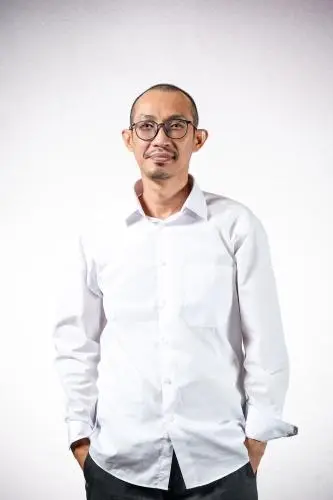 Ar. Azhari Pasha, IAI